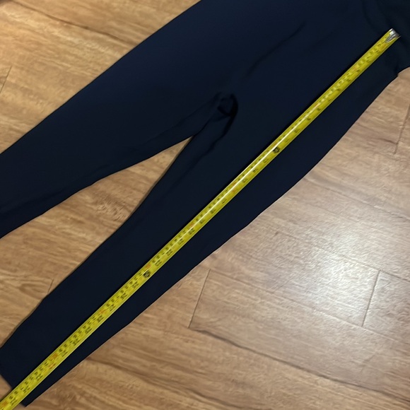 ππͺπ»πβ’ FABLETICS x FULL SEND Vibes β’ π
ππ
- Picture 10 of 11